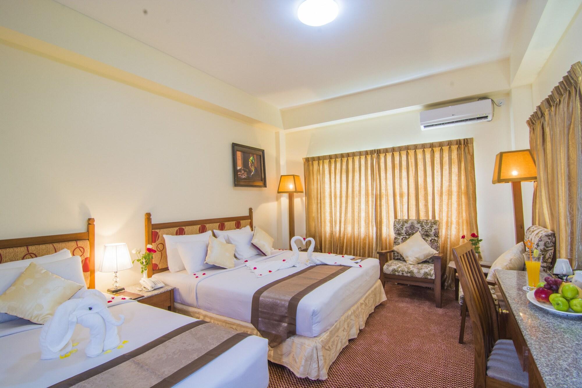 Reno Hotel Yangon Exterior photo